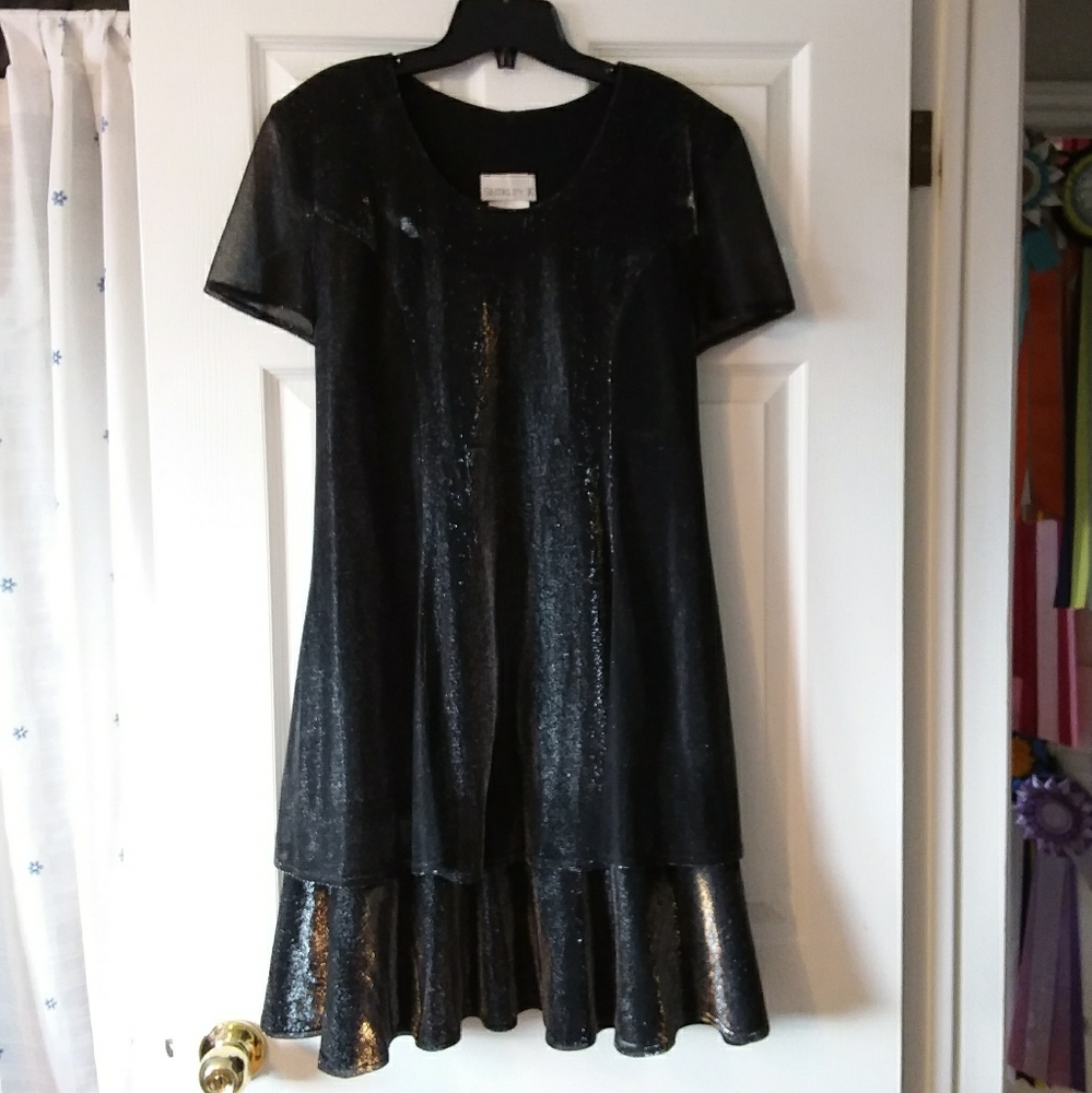 Maternity dress shimmery black size M